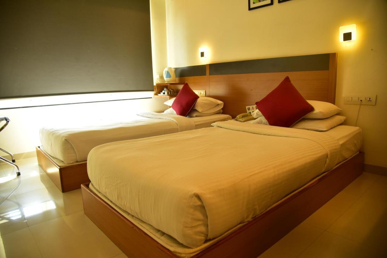 Hi 5 Hotel & Experience Nászik Kültér fotó